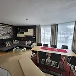 Cozy By Northsouth *