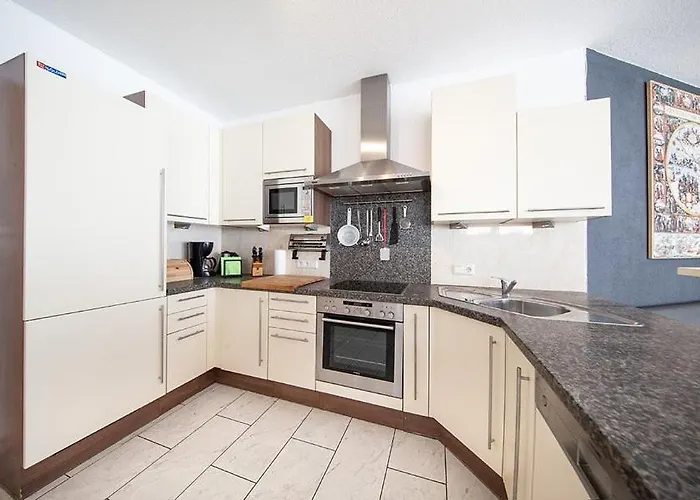 Cozy By Northsouth Apartment *