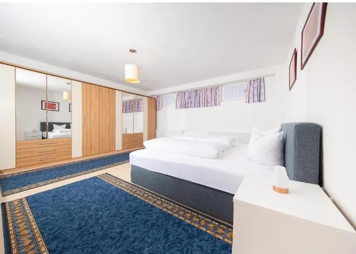 Cozy By Northsouth *