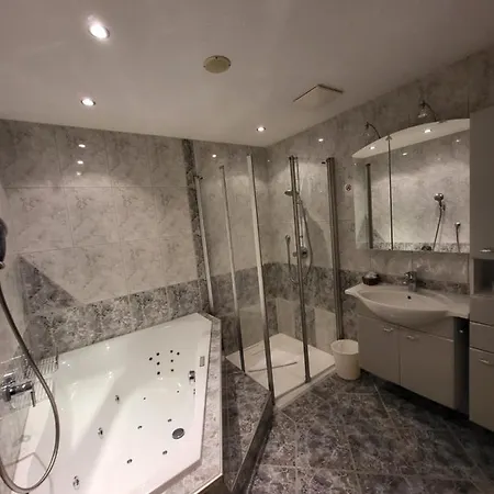 Cozy By Northsouth Apartman